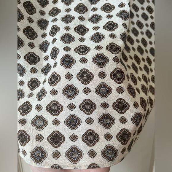 MICHAEL Michael Kors White with Pattern Design Blouse Women’s Size Medium - Picture 2 of 14